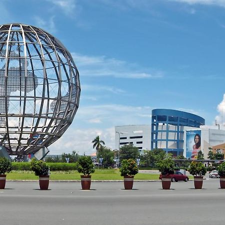 S Residences Tower 3 Moa Luxe Staycation By C Manilla Buitenkant foto